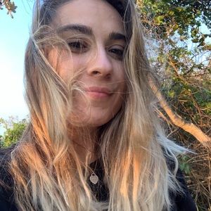 Meet your Posher, Brenna